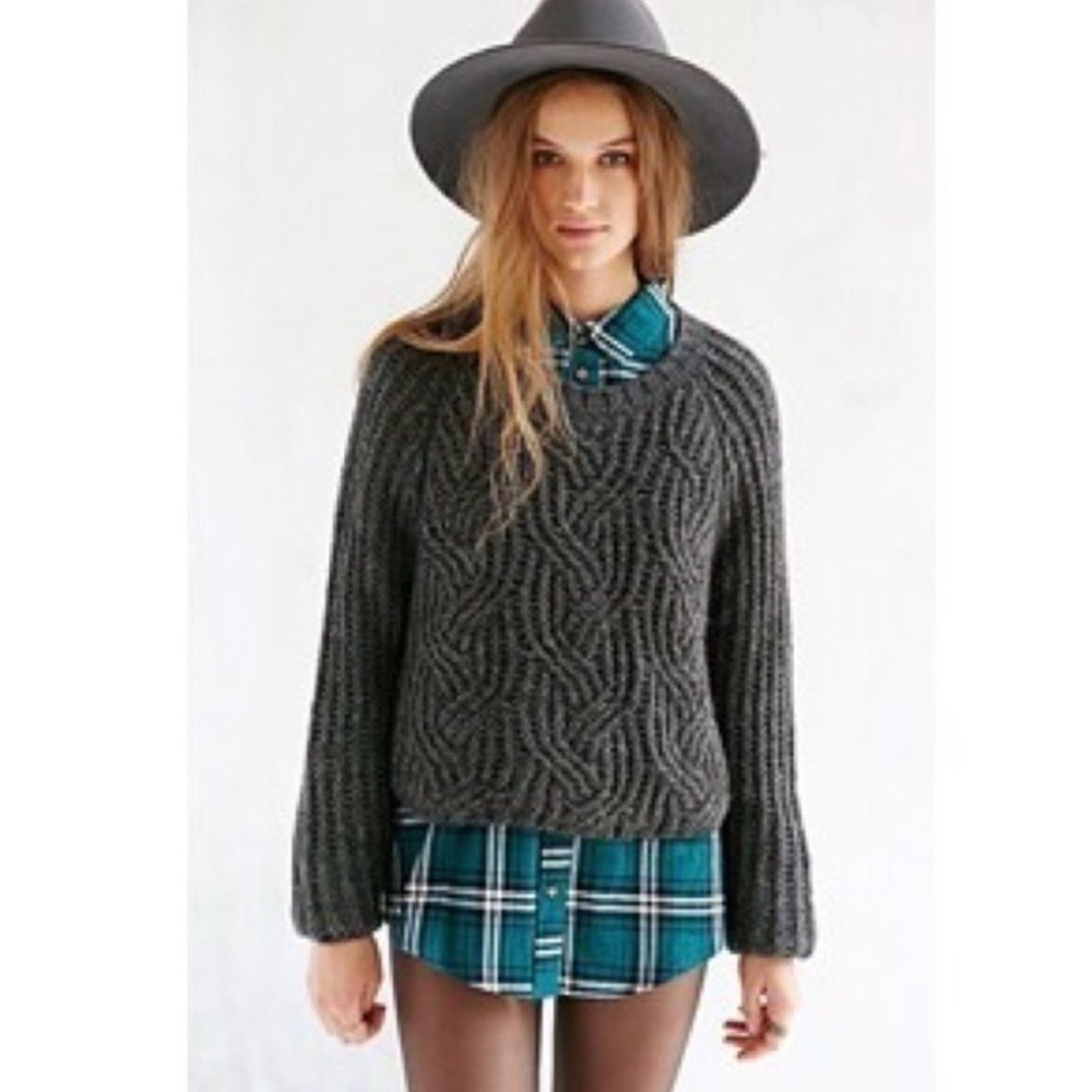 URBAN OUTFITTERS Sweater KIMCHI BLUE BELLA Cable Knit Marled Gray Size Large